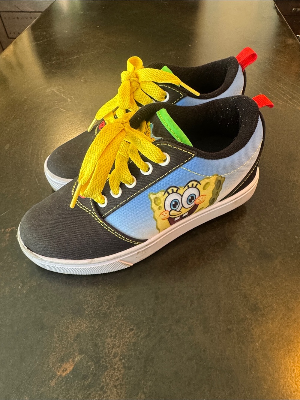 Heelys Kids SpongeBob Sneakers in Black, Yellow, Blue